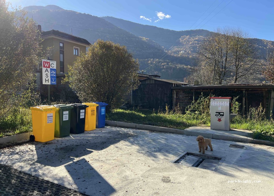 Area di Sosta Camper Castello dell'Acqua — foto 3