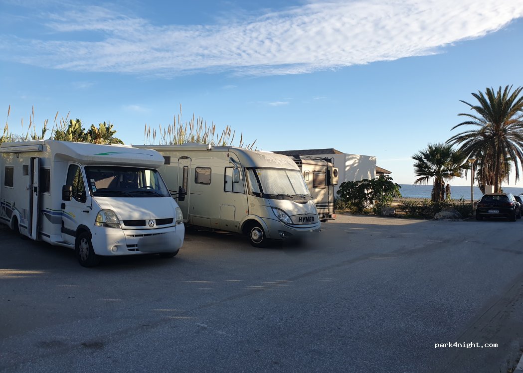 (29604) Marbella - Calle Mar de la Tranquilidad — foto