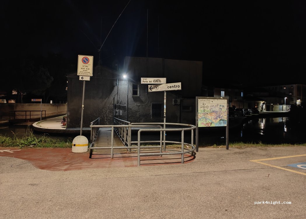 (44022) Comacchio - Via Sant'Agostino Nord — foto