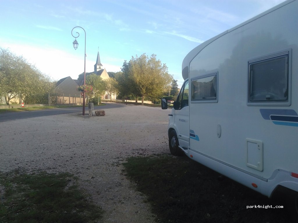 (41160) Busloup - 3 Rue des Lavandières — foto