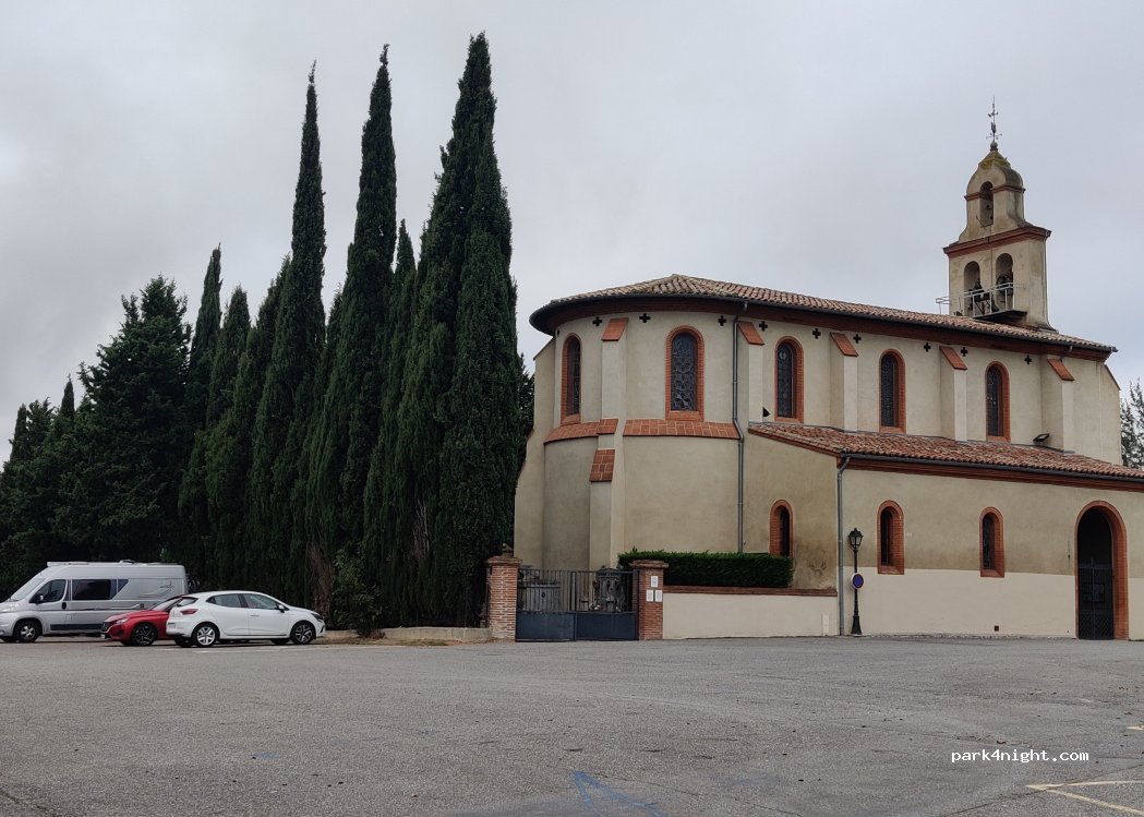 (31650) Lauzerville - Place de l'Église — foto 2