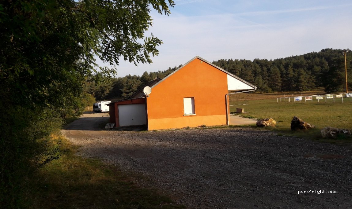 (48500) Saint-Georges-de-Lévéjac - D32 — foto