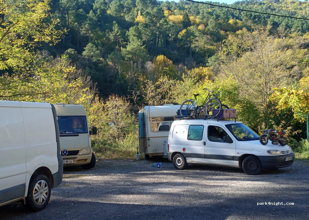 (48110) Sainte-Croix-Vallée-Française - D 983 — foto