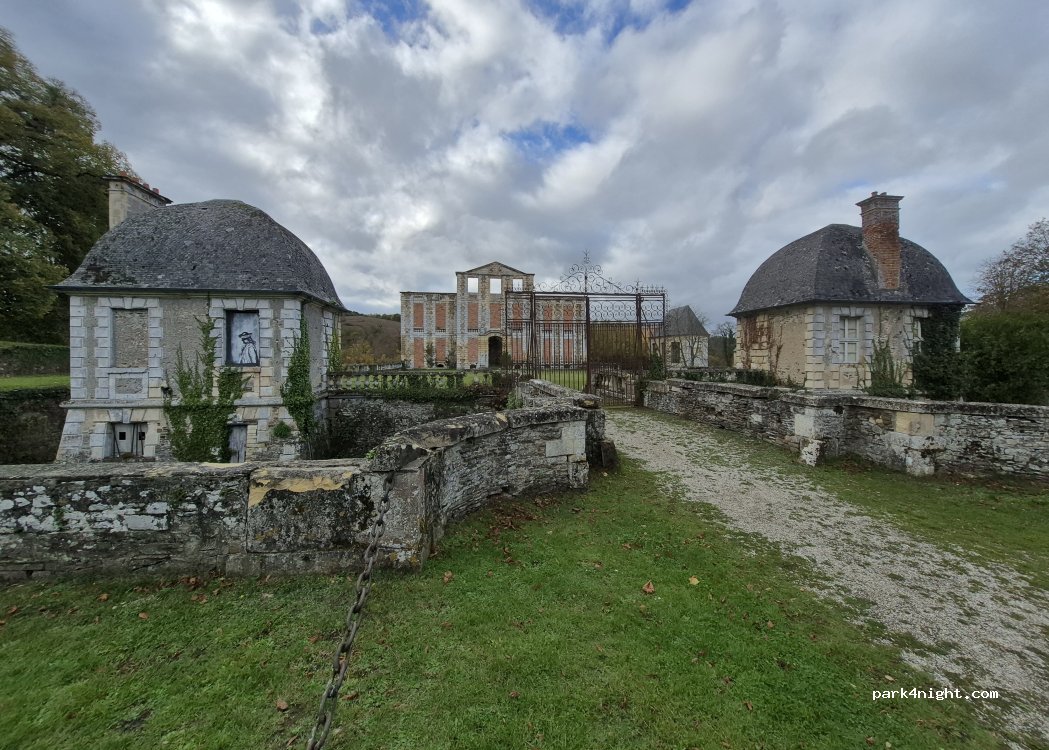 (14220) Thury-Harcourt - Avenue du Général Lyne — foto 2