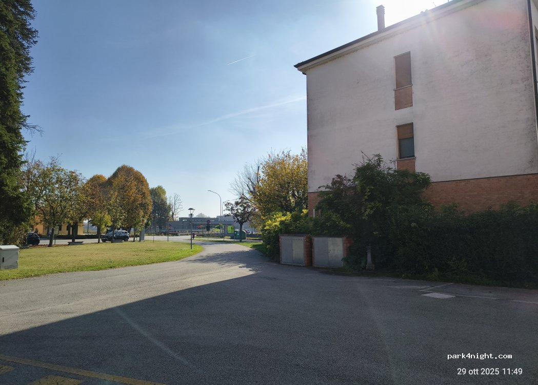 (40015) Galliera - Via M. Cesari — foto 2