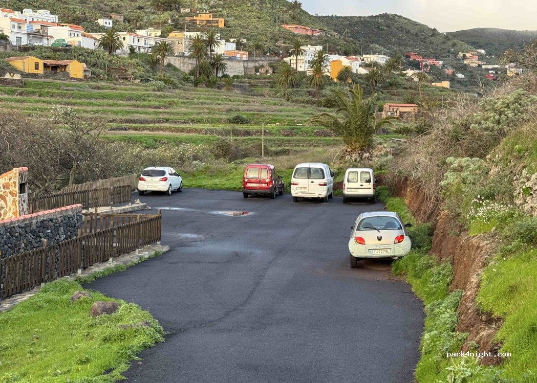(38870) Valle Gran Rey - Carratera Arure - Las Hayas — foto 2