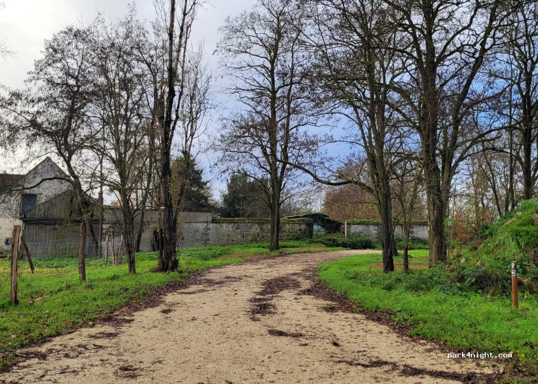 (91490) Milly-la-Forêt - D 1 — foto 4