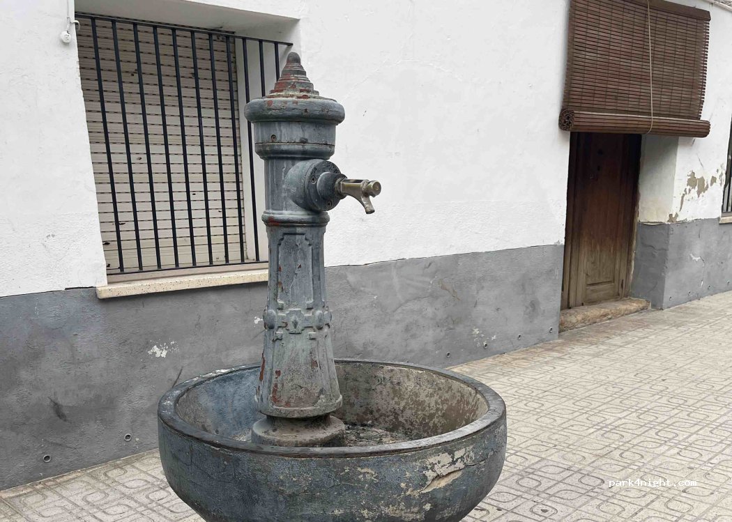 (03840) Beniarrés - Calle Cova Santa — foto