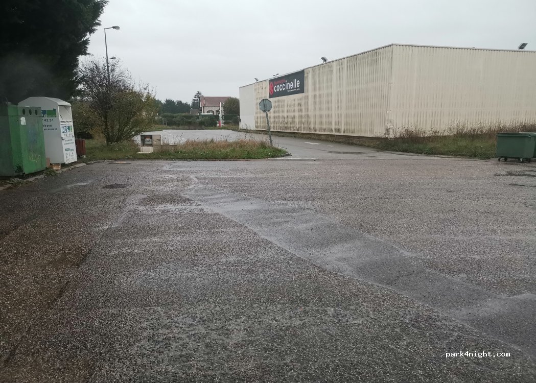 (27780) Garennes-sur-Eure - ZA de Grenelle — foto