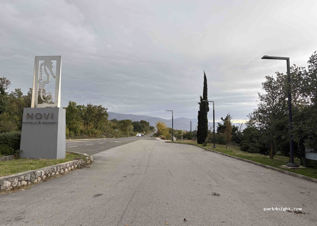 (51250 NOVI) Novi Vinodolski - Istarska — foto