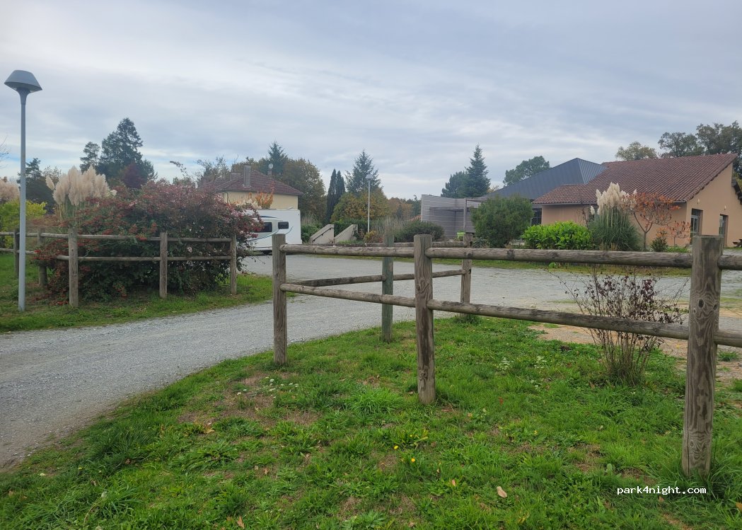 (87190) Villefavard - D 93a — foto 3