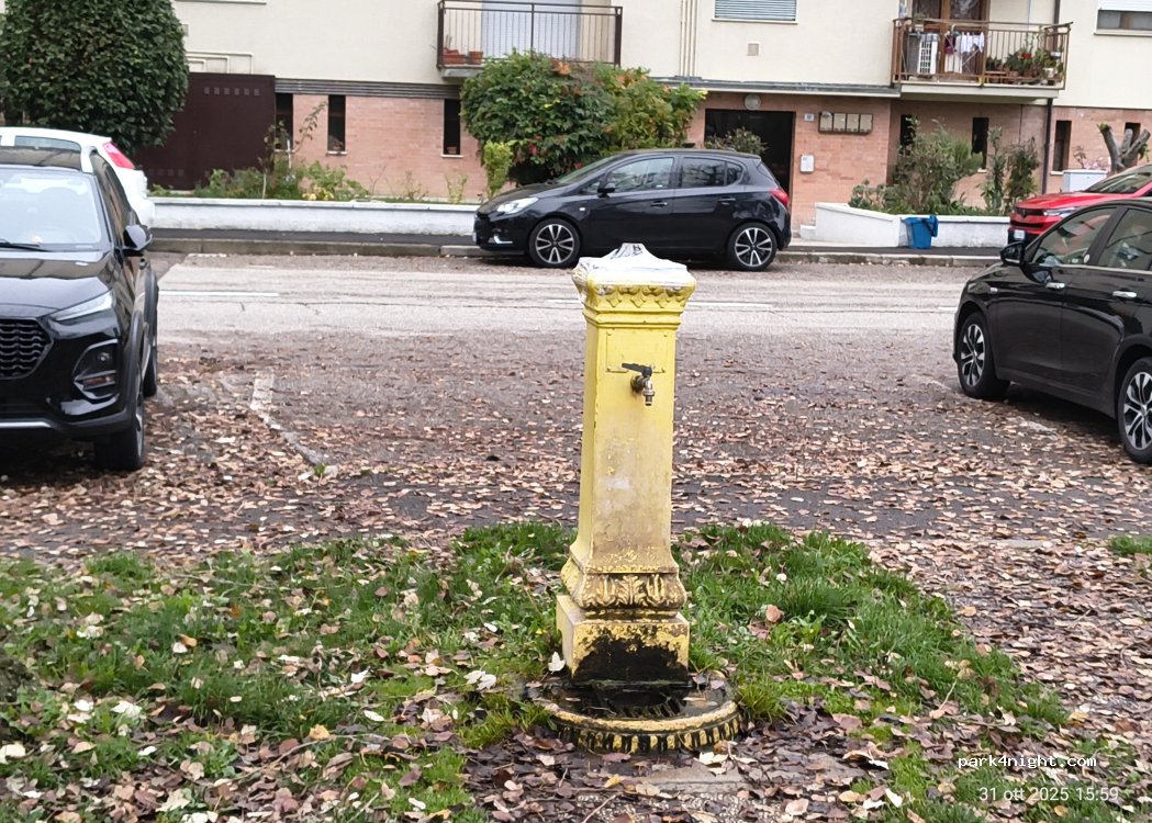 (40015) San Vincenzo - Via Guido Cantelli — foto 4