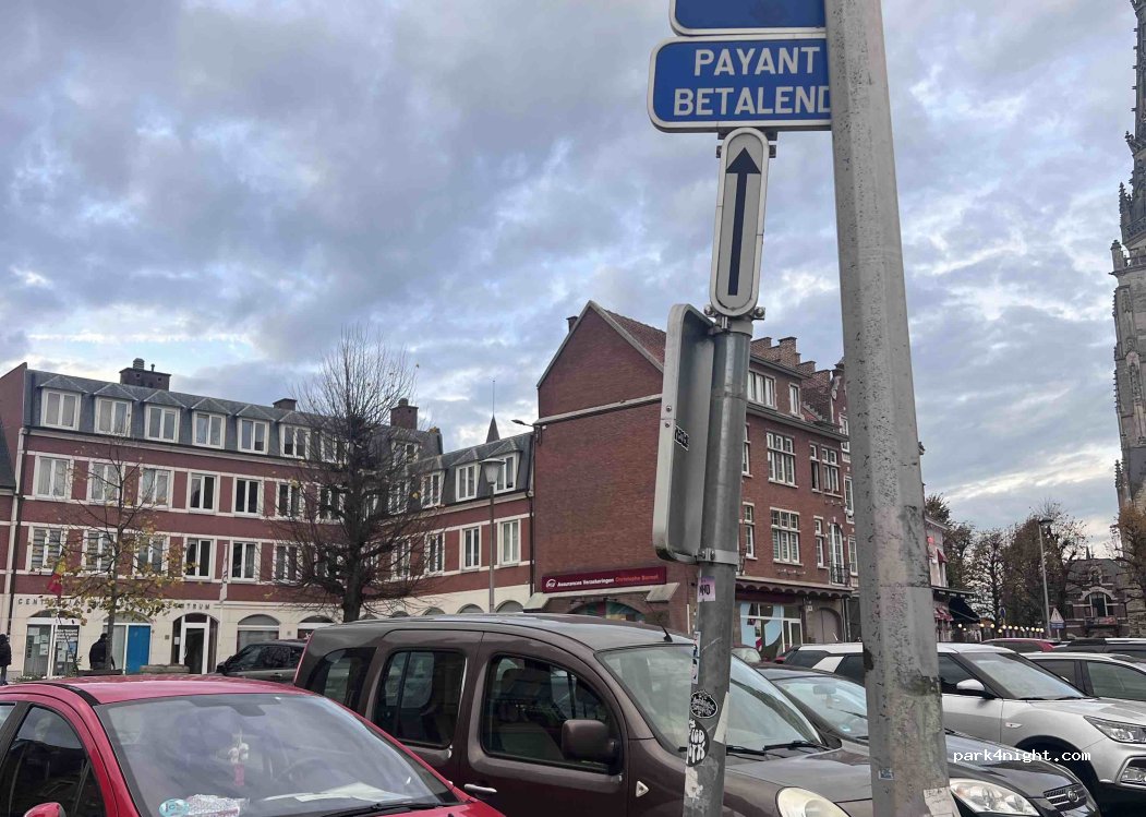 (1070) Anderlecht - Place de la Vaillance - Dapperheidsplein — foto 3