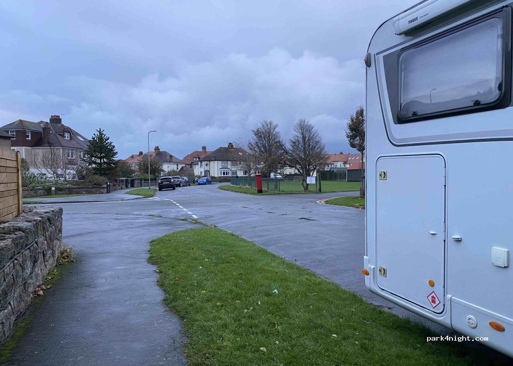 (LL30 2BT) Llandudno - The Oval — foto 2