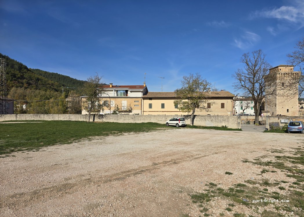 (61033) Fermignano - Via Piave — foto 2