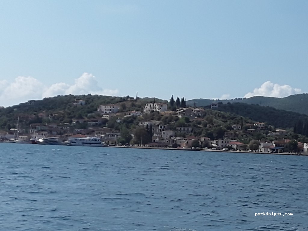 (370 08) Achillio - Eparchiaki Odos Achiliou-Glifas — foto