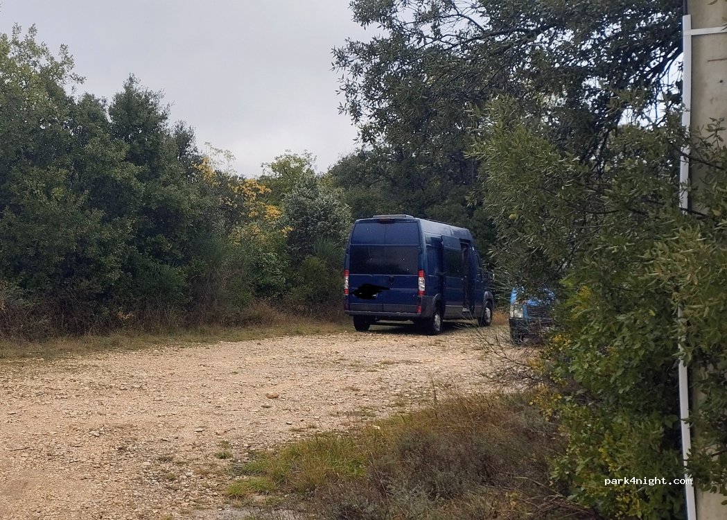 (30580) Saint-Just-et-Vacquières - Montée de Saint-Just — foto