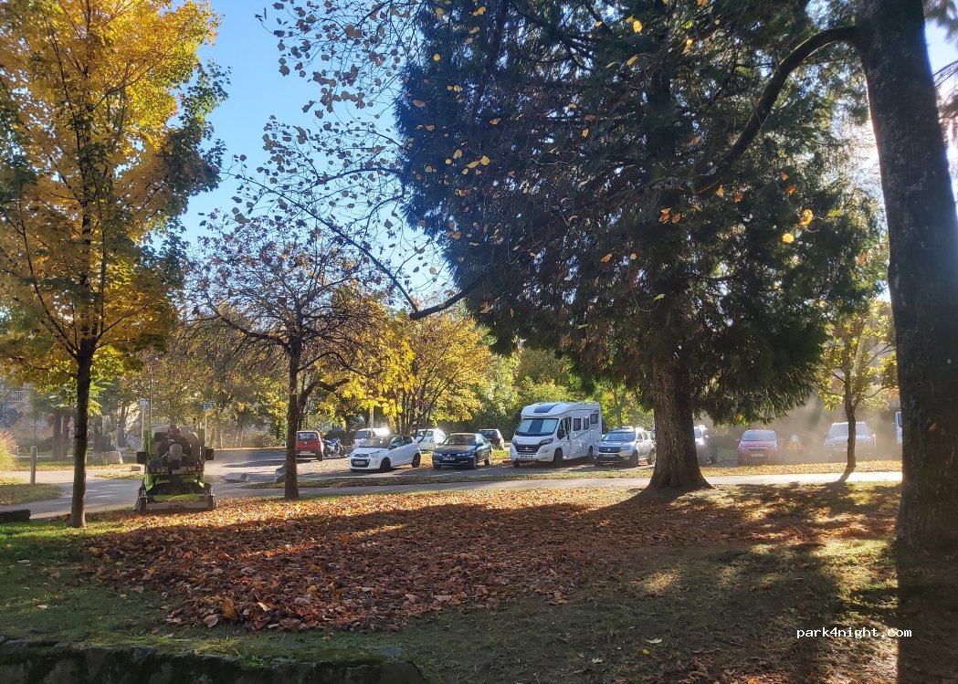 (65200) Bagnères-de-Bigorre - Promenade Tony Poncet — foto 3