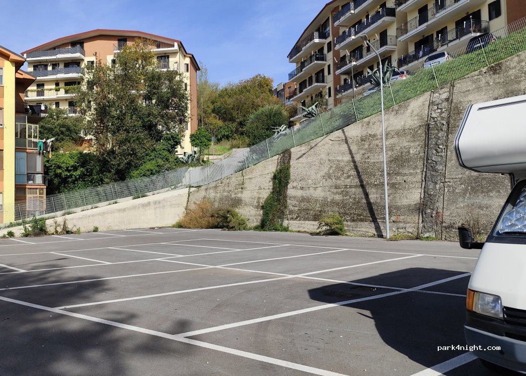 (83100) Avellino - Via Generale Giacomo Rotondi — foto