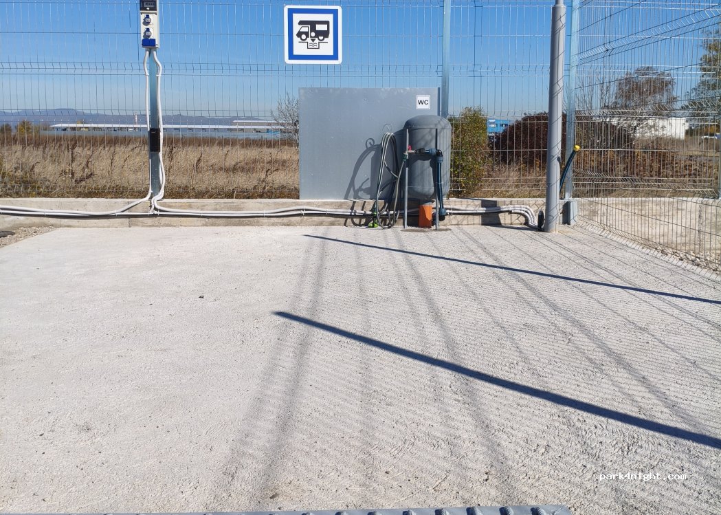 Caravan Park Bankya - Parking 2 — foto