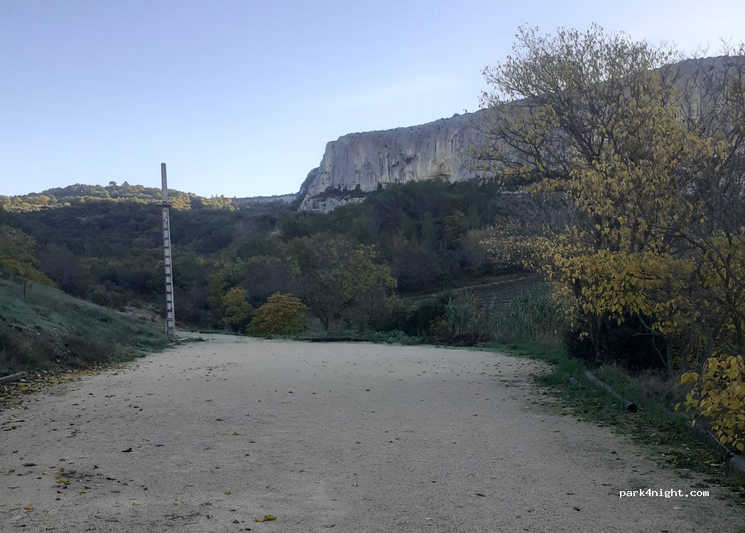 (84220) Lioux - D 60A — foto