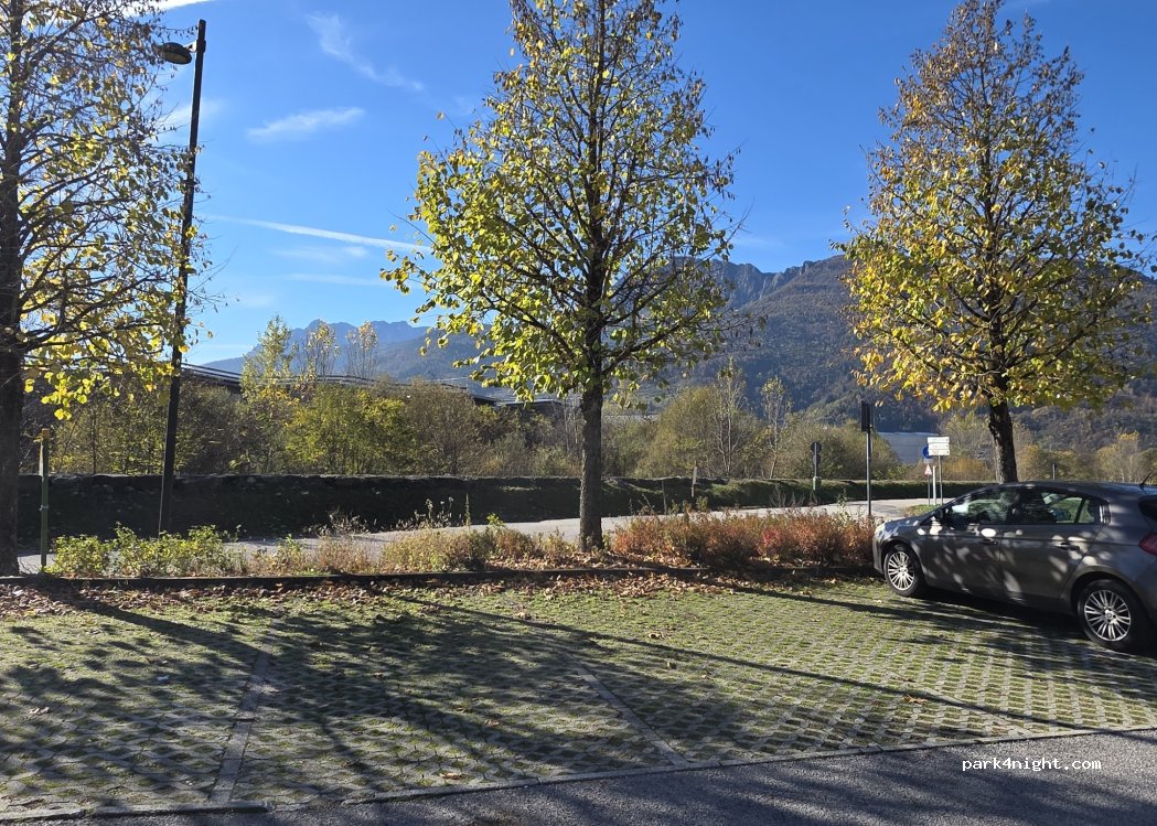 (38057) Pergine Valsugana - Unnamed Road — foto