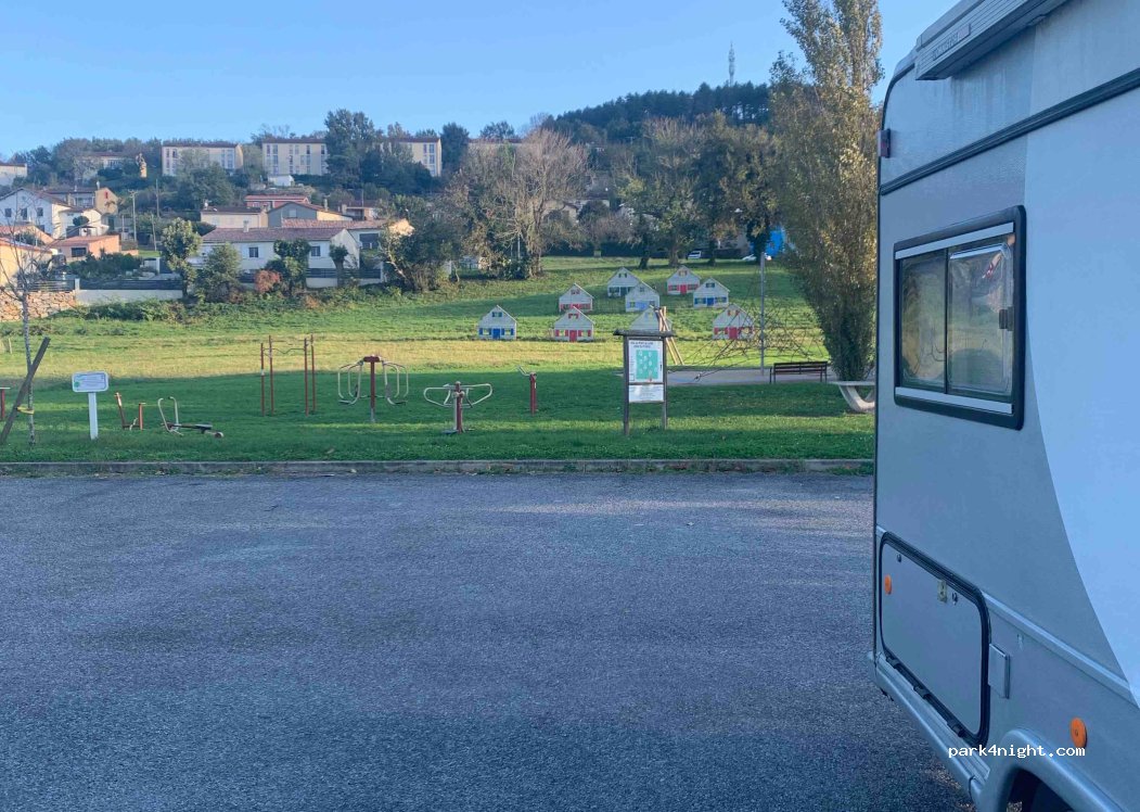 (81660) Pont-de-Larn - 2-8 Boulevard de la Mairie — foto