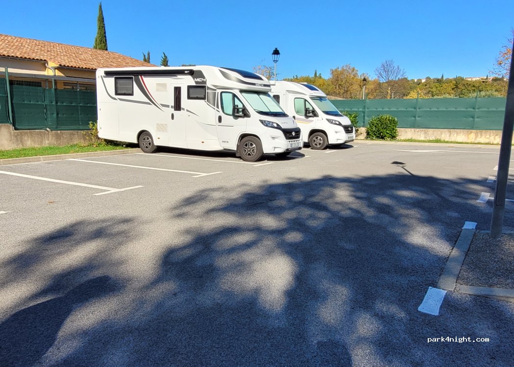 (83630) Régusse - Le Plantier — foto