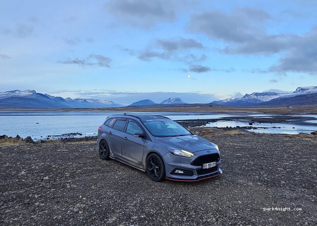 (761) Breiðdalsvík - — foto