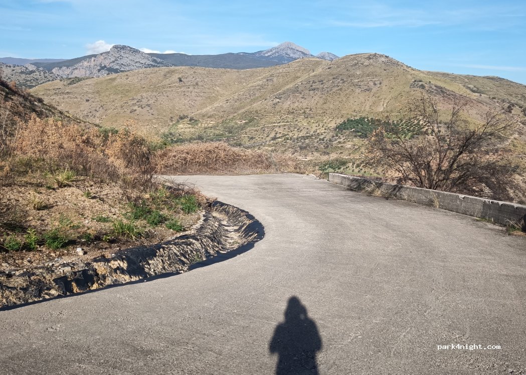 (87011) Civita - Strada Provinciale 164 Cassano-Civita — foto