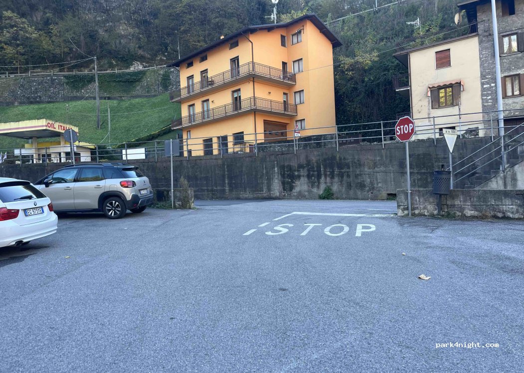 (25043) Breno - Via Cesare Battisti — foto 2