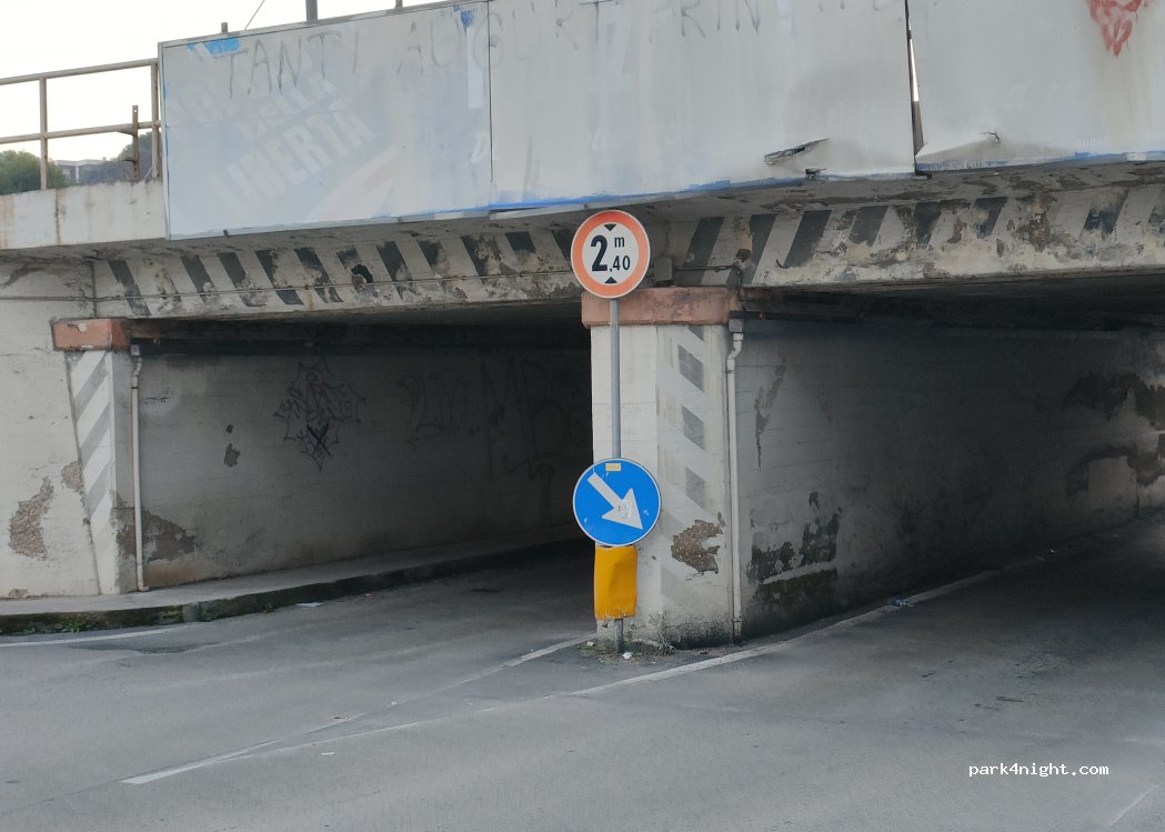 (64021) Giulianova - Via dell'Annunziata — foto 2