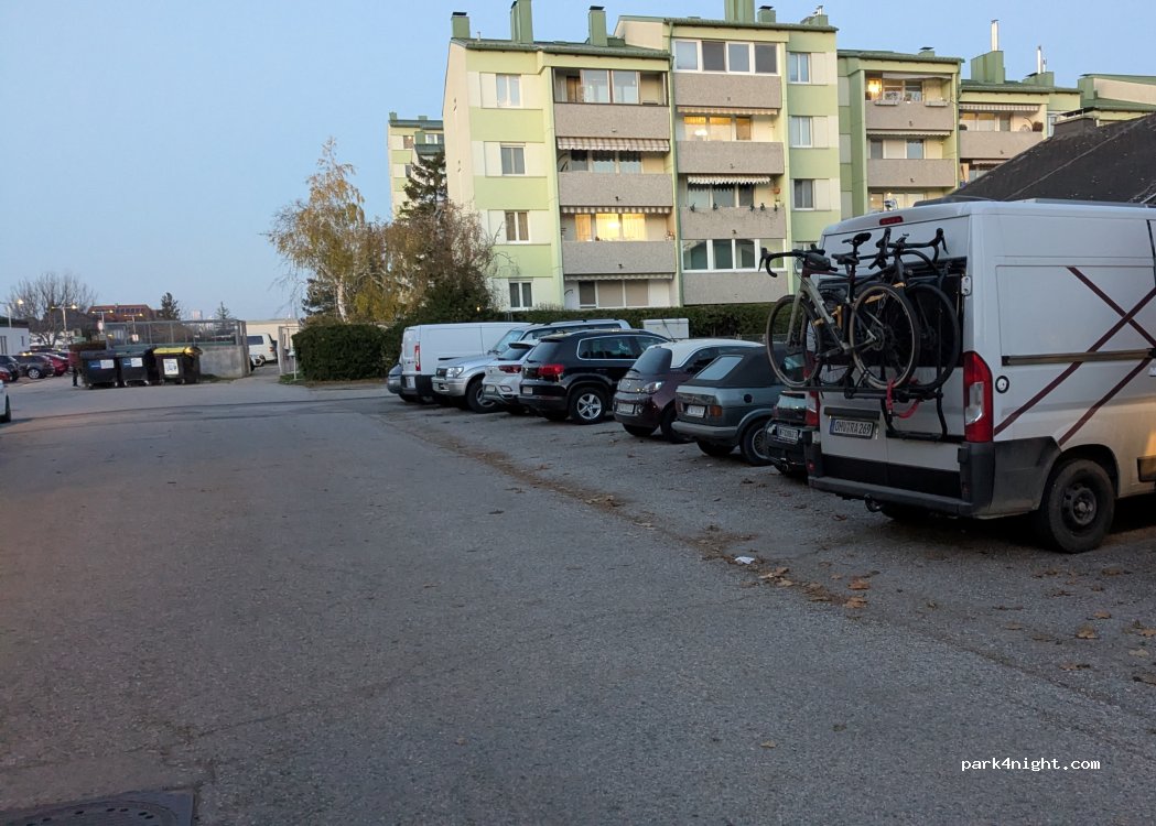 (2332) Gemeinde Hennersdorf - Bachgasse — foto