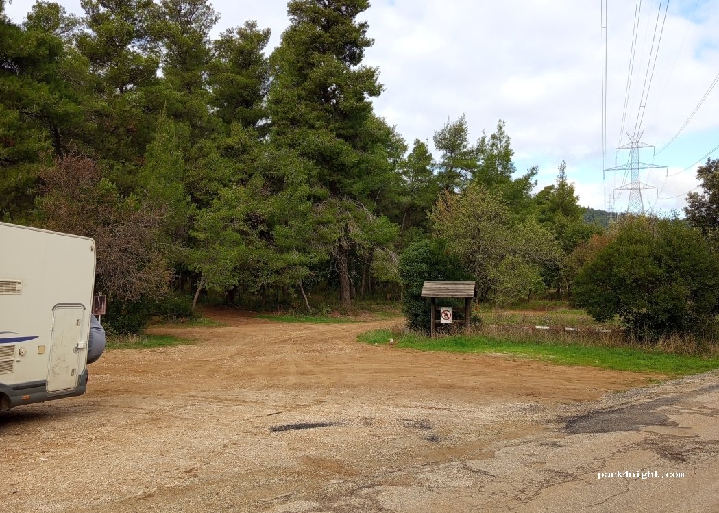 (136 72) Municipal Unit of Acharnes - Βαρυμπόμπη - Σφενδάλη — foto