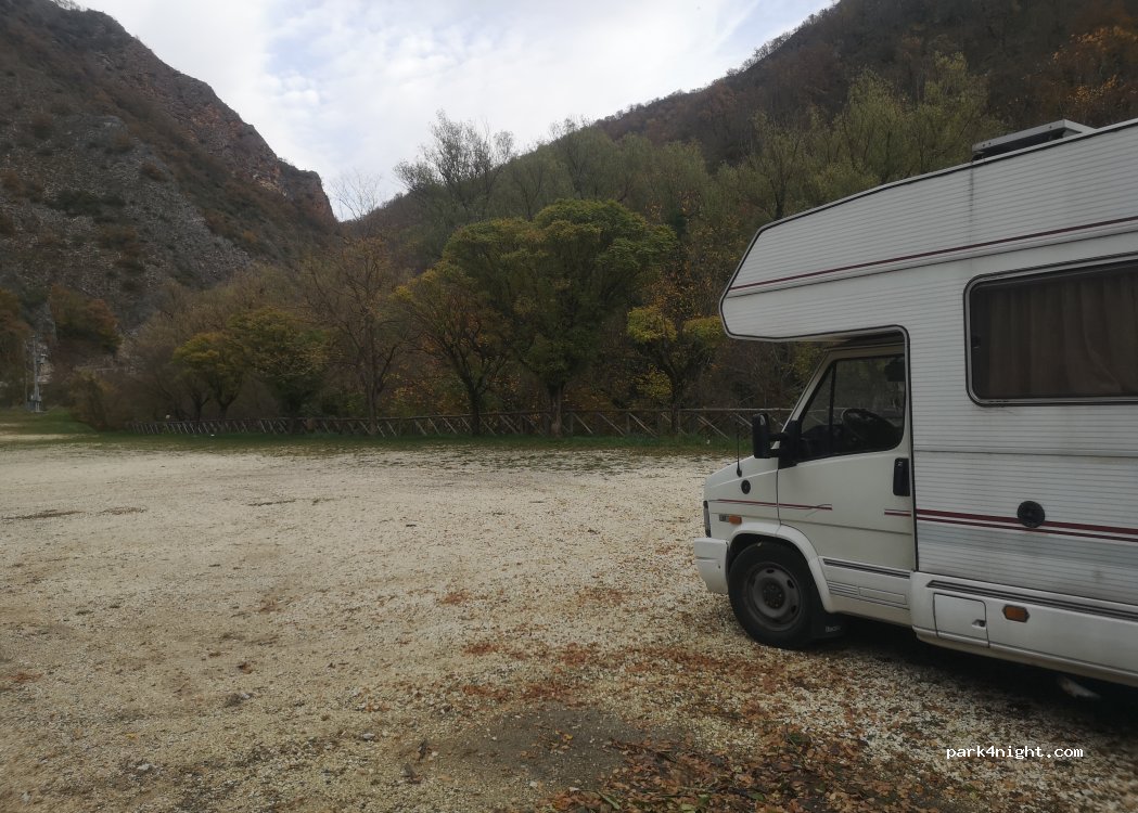 (06043) Cascia - Strada Regionale 320dir di Cascia — foto 4