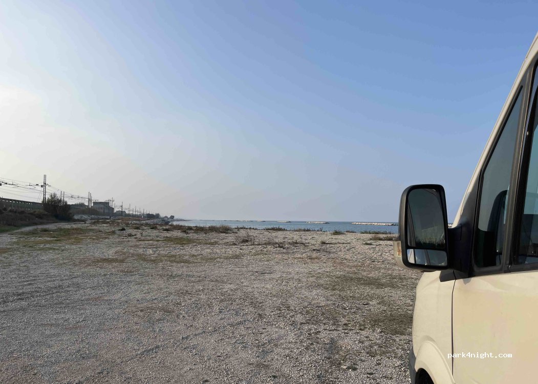 (60015) Falconara Marittima - Lungomare di Rocca Priora — foto 2