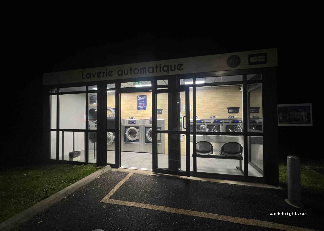 (33420) Génissac - 50 Rte du Stade — foto 4