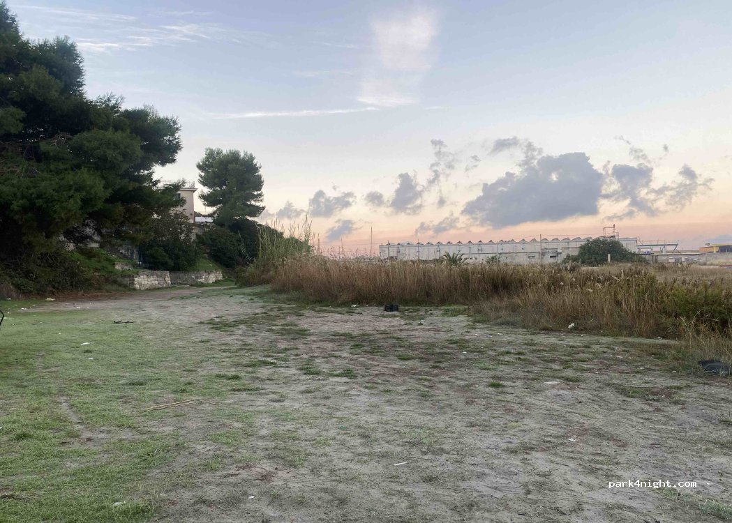 (74122) Taranto - Unnamed Road — foto