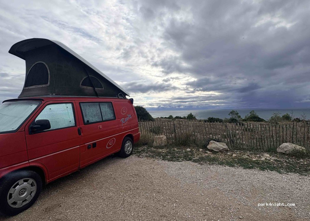 (11370) Leucate - Chemin du Sémaphore — foto