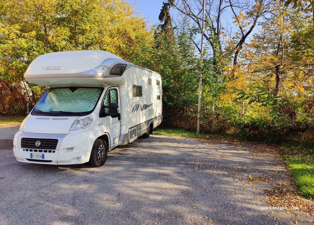(12037) Saluzzo - Unnamed Road — foto