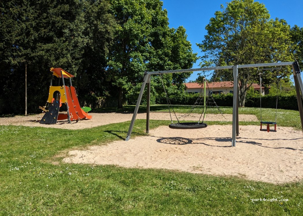 Aire de camping-car Foussais-Payré — foto 3