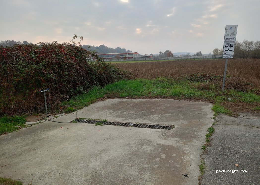 (12048) Sommariva del Bosco - Via della Sportiva — foto 2