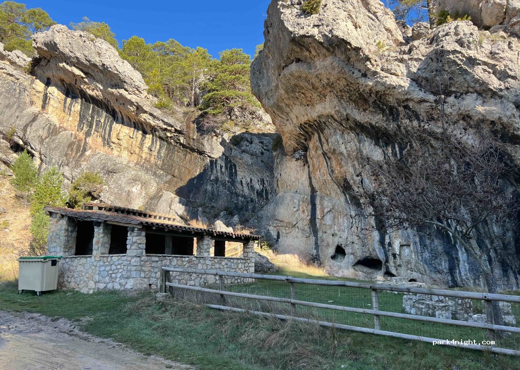 (16150) Tragacete - Unnamed Road — foto 5