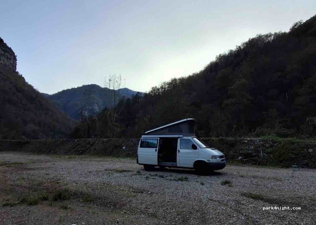 (55040) Le Coste - Unnamed Road — foto