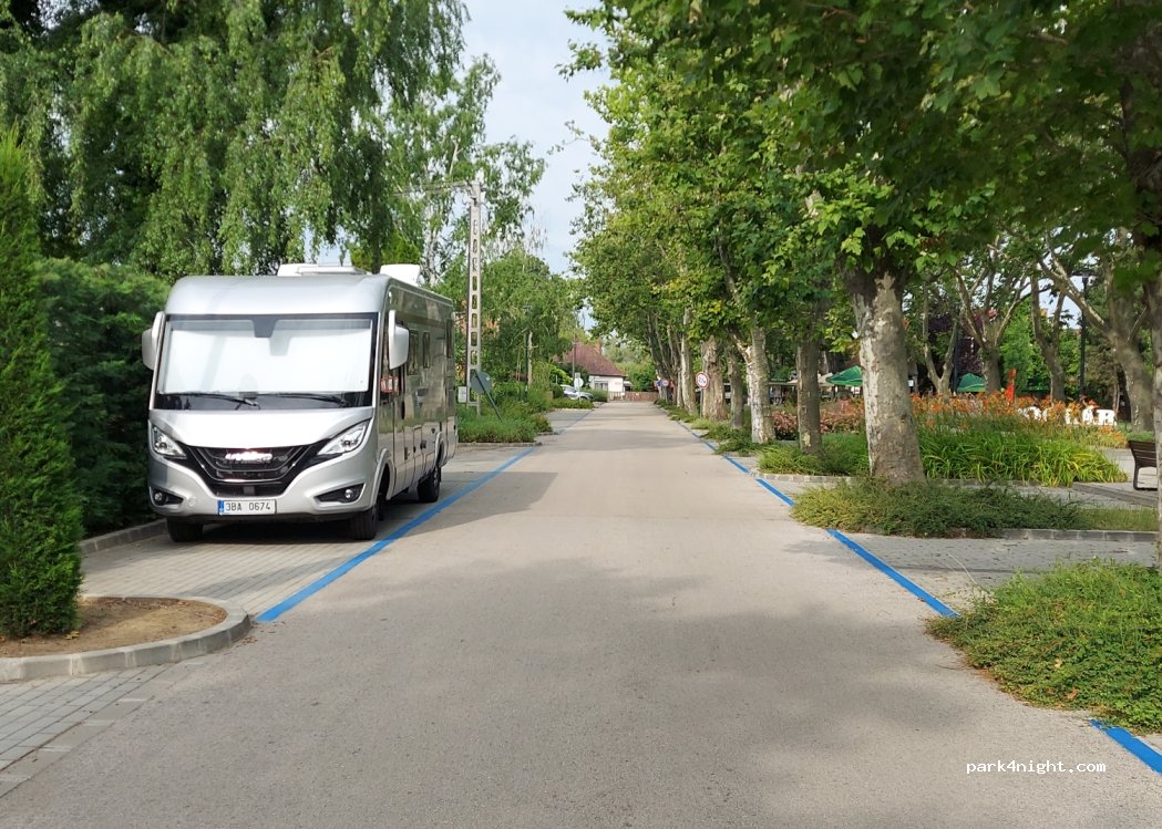 (8630) Balatonboglár - 3 Parti sétány — foto 4