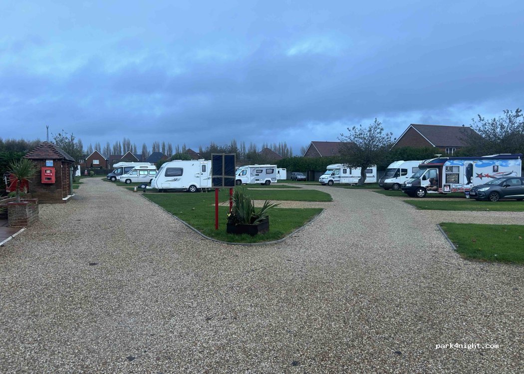 Chichester Camping — foto