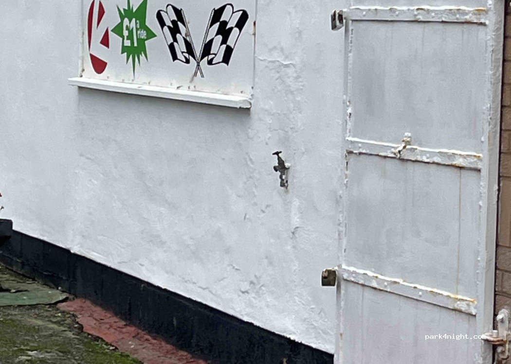 (LL22 7PP) Pensarn - Sea Road — foto