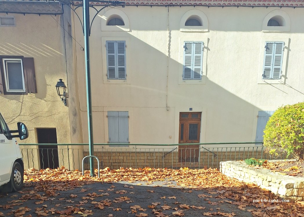 (11300) Limoux - Rue Notre-Dame du Rosaire — foto 2