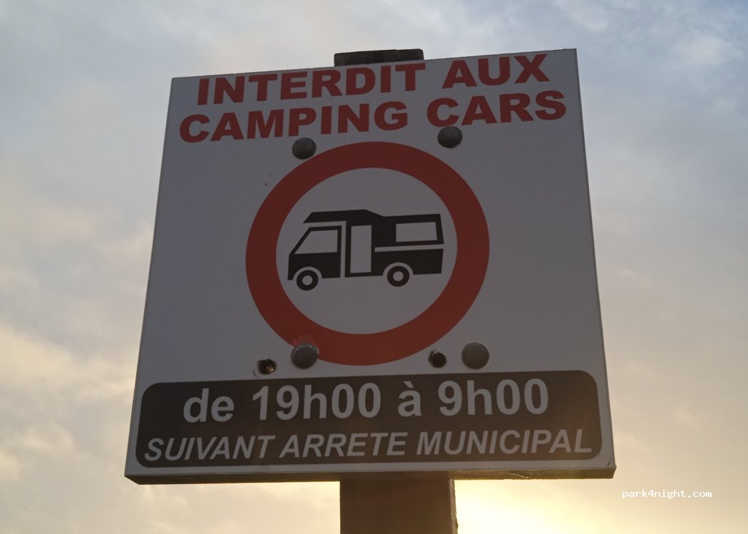 (76910) Criel-sur-Mer - Rue de la Mer Mesnil Val — foto 4