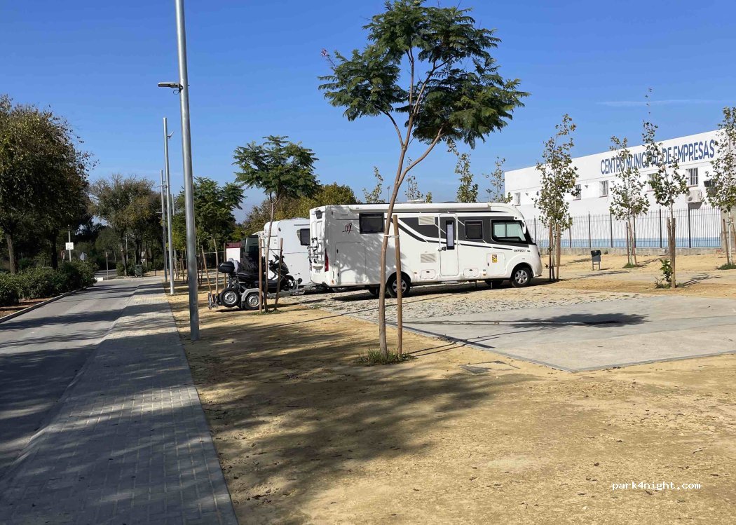 Área de Autocaravanas de Carmona — foto